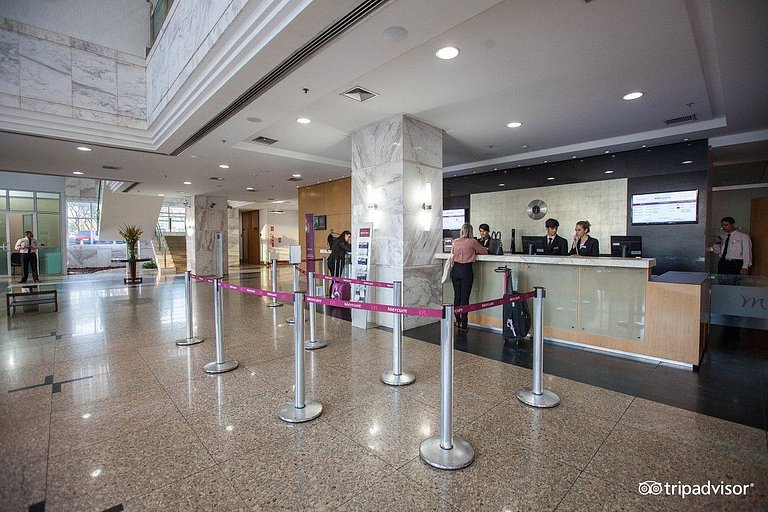Flat Particular no Hotel Mercure 716