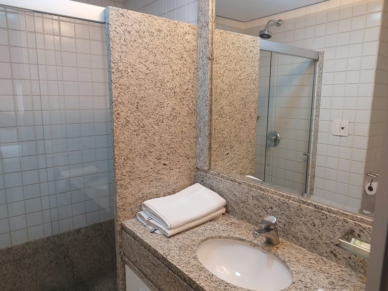 Flat Particular no Confort Suites 202