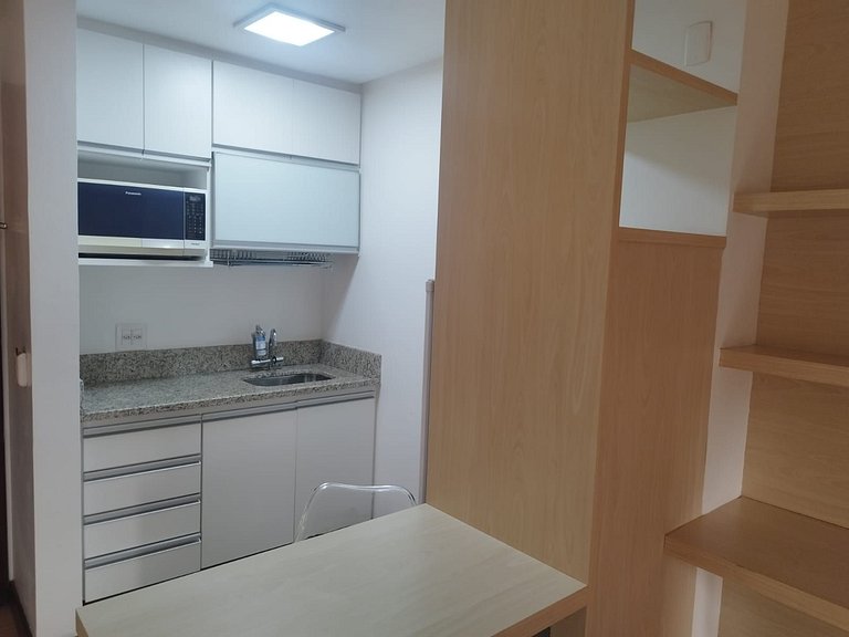 Flat Particular no Confort Suites 202