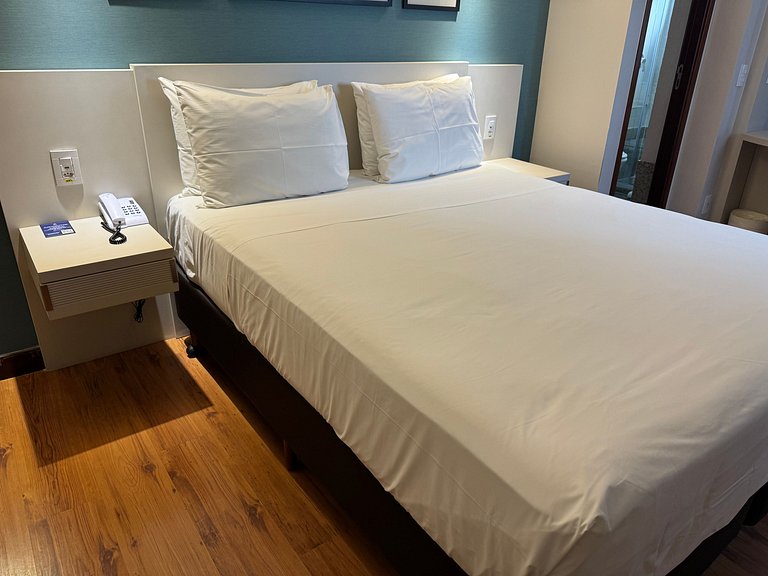 Flat Particular no Confort Suites 1111