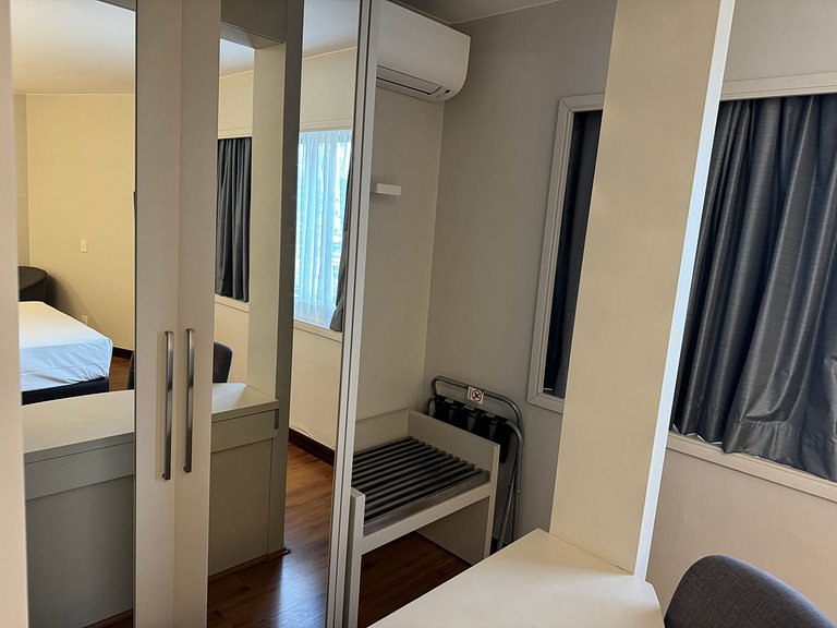 Flat Particular no Confort Suites 1111