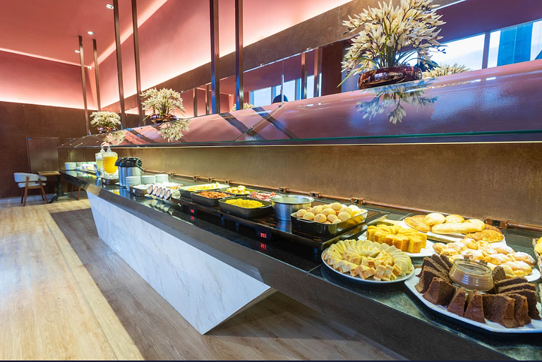 Flat Particular no Hotel Tryp Nações 207