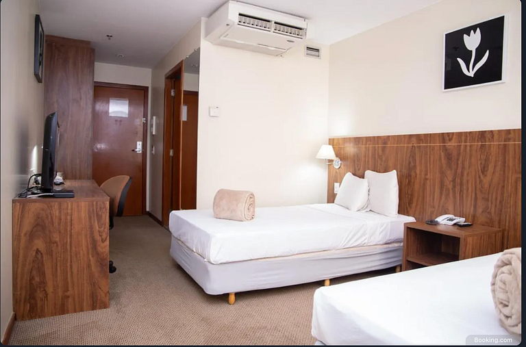 Flat Particular no Hotel Go Inn 0610